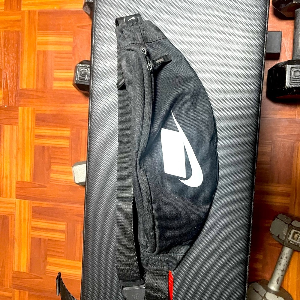Nike Fanny pack bag back pack rocket holder belt bag